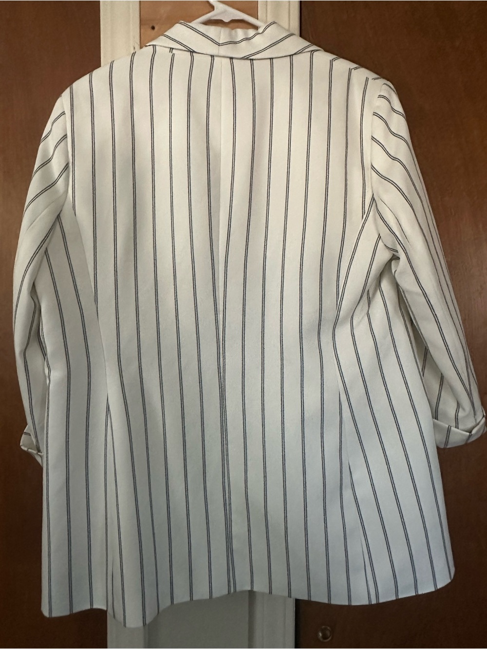 Anne Klein White Blazer with Navy Pinstripes - Picture 4 of 4